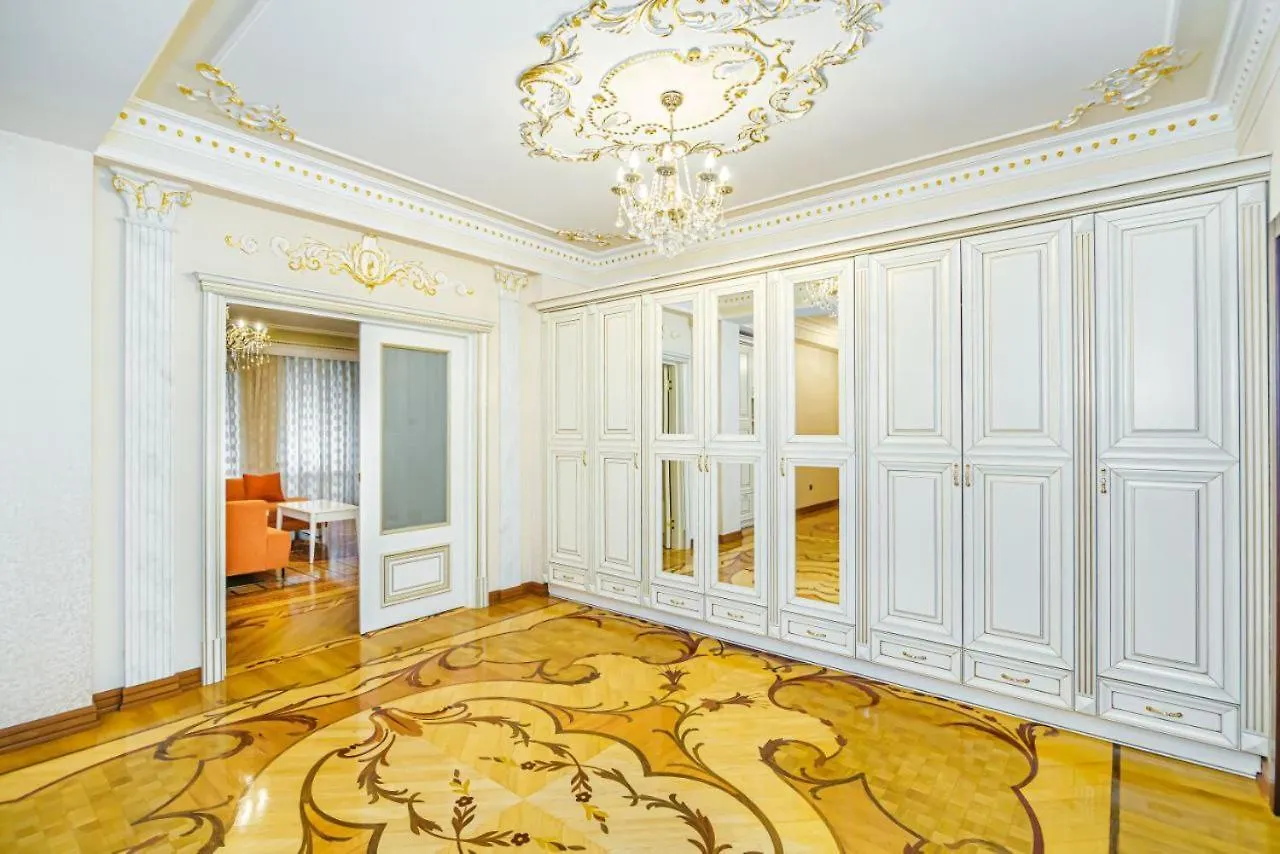 Prestige Apartment Near Vip Cresent Mall باكو أذربيجان