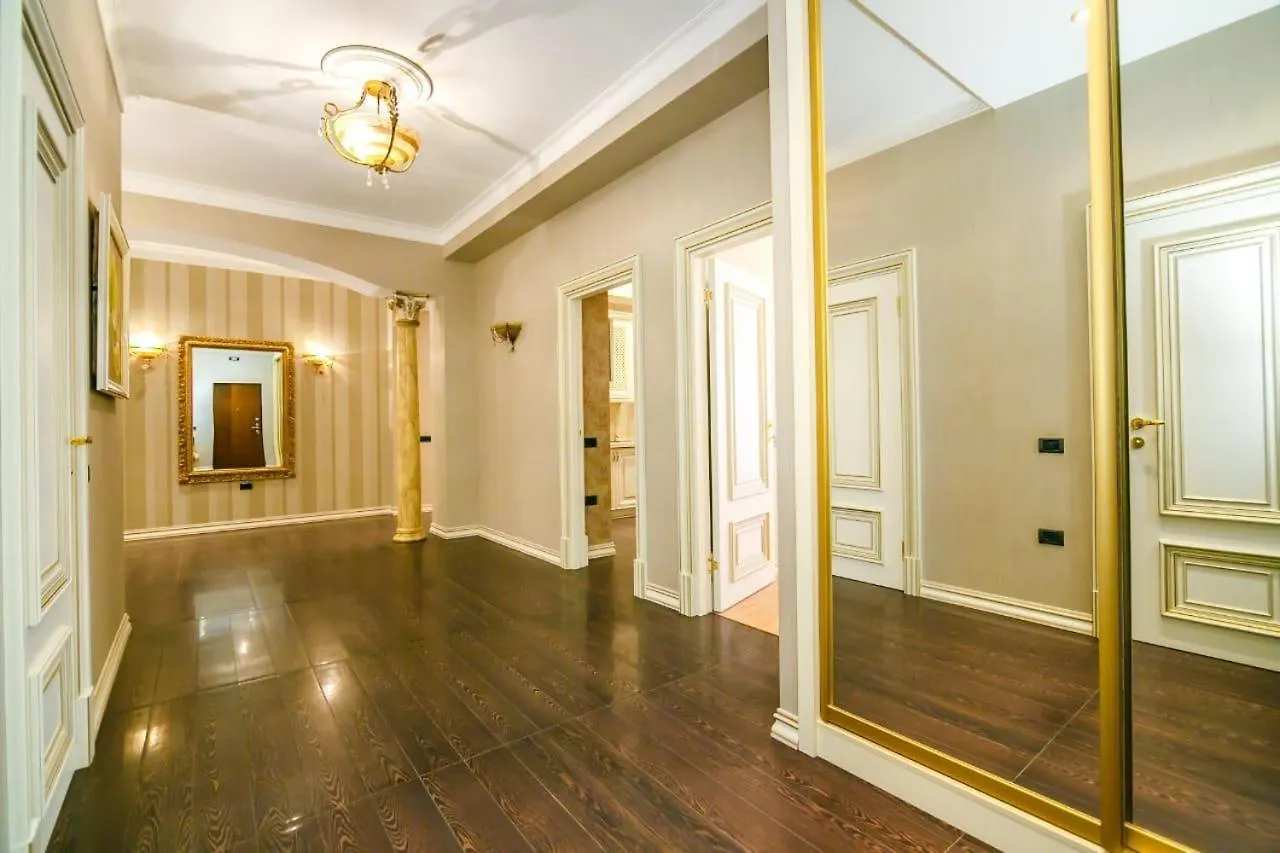 Prestige Apartment Near Vip Cresent Mall باكو 0*,  أذربيجان