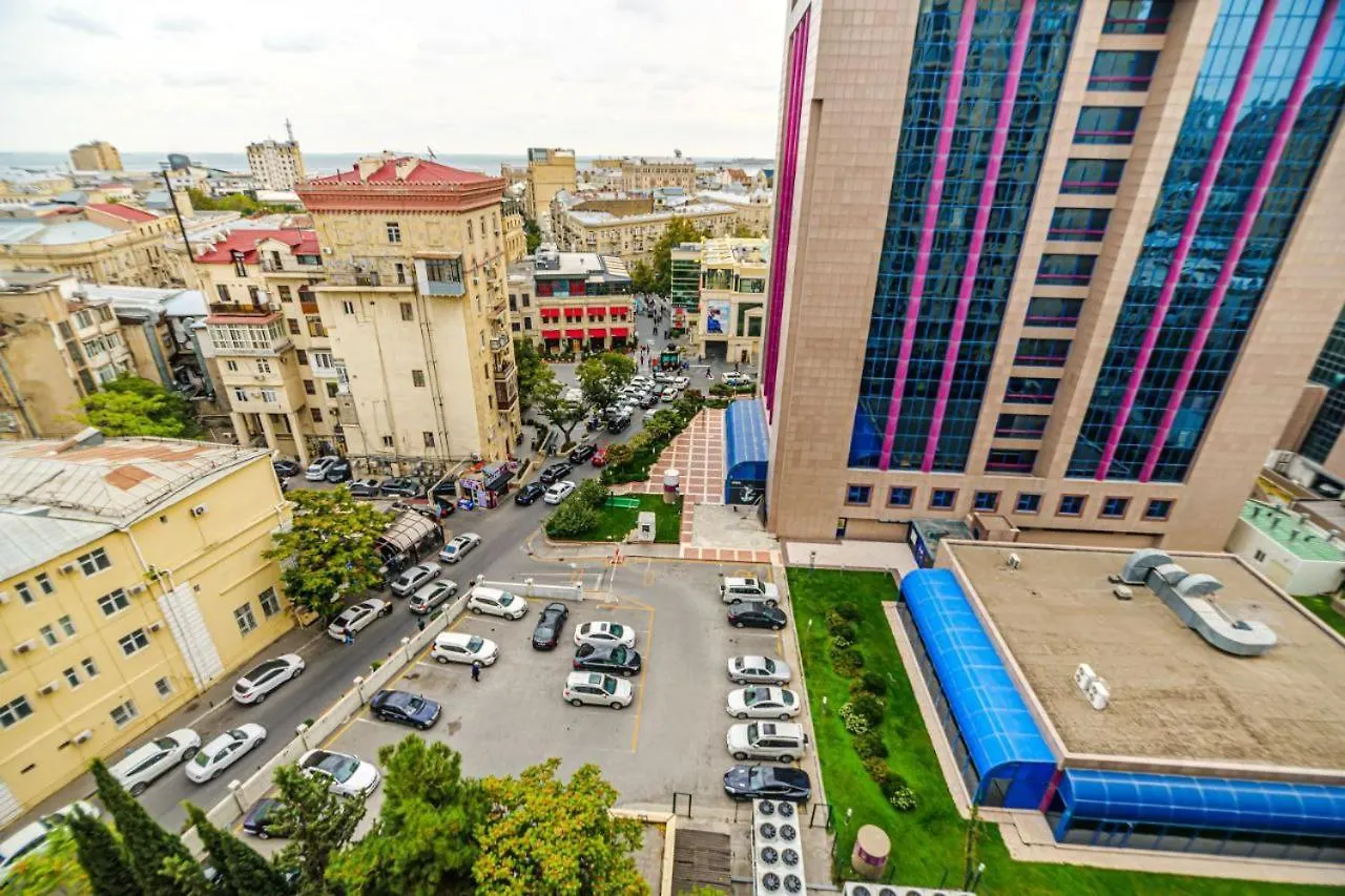 Prestige Apartment Near Vip Cresent Mall باكو