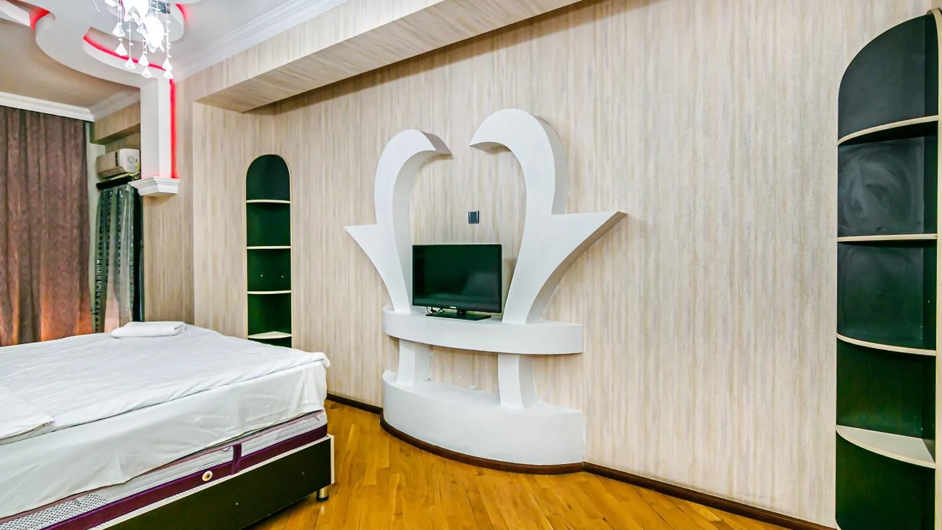 Prestige Apartment Near Vip Cresent Mall Baku