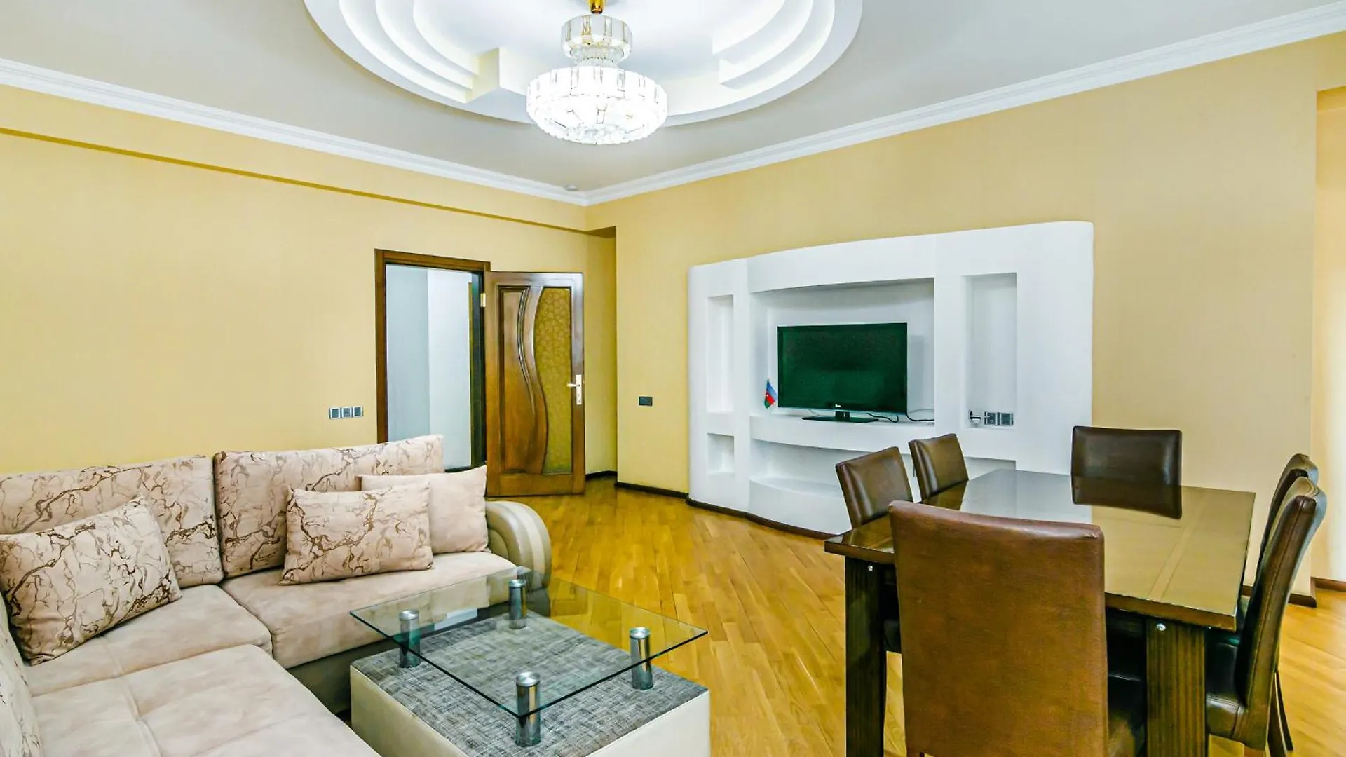 Prestige Apartment Near Vip Cresent Mall Baku