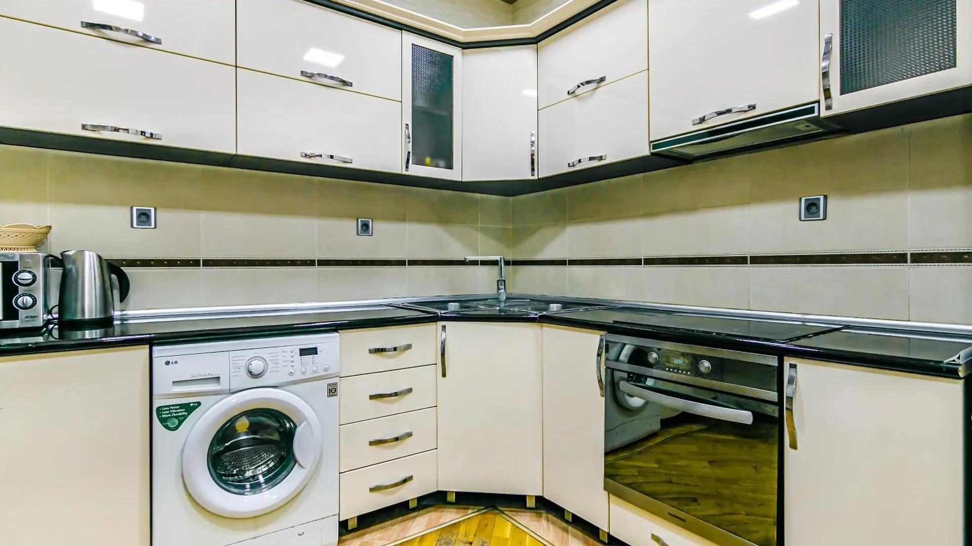 Prestige Apartment Near Vip Cresent Mall Baku 0*,