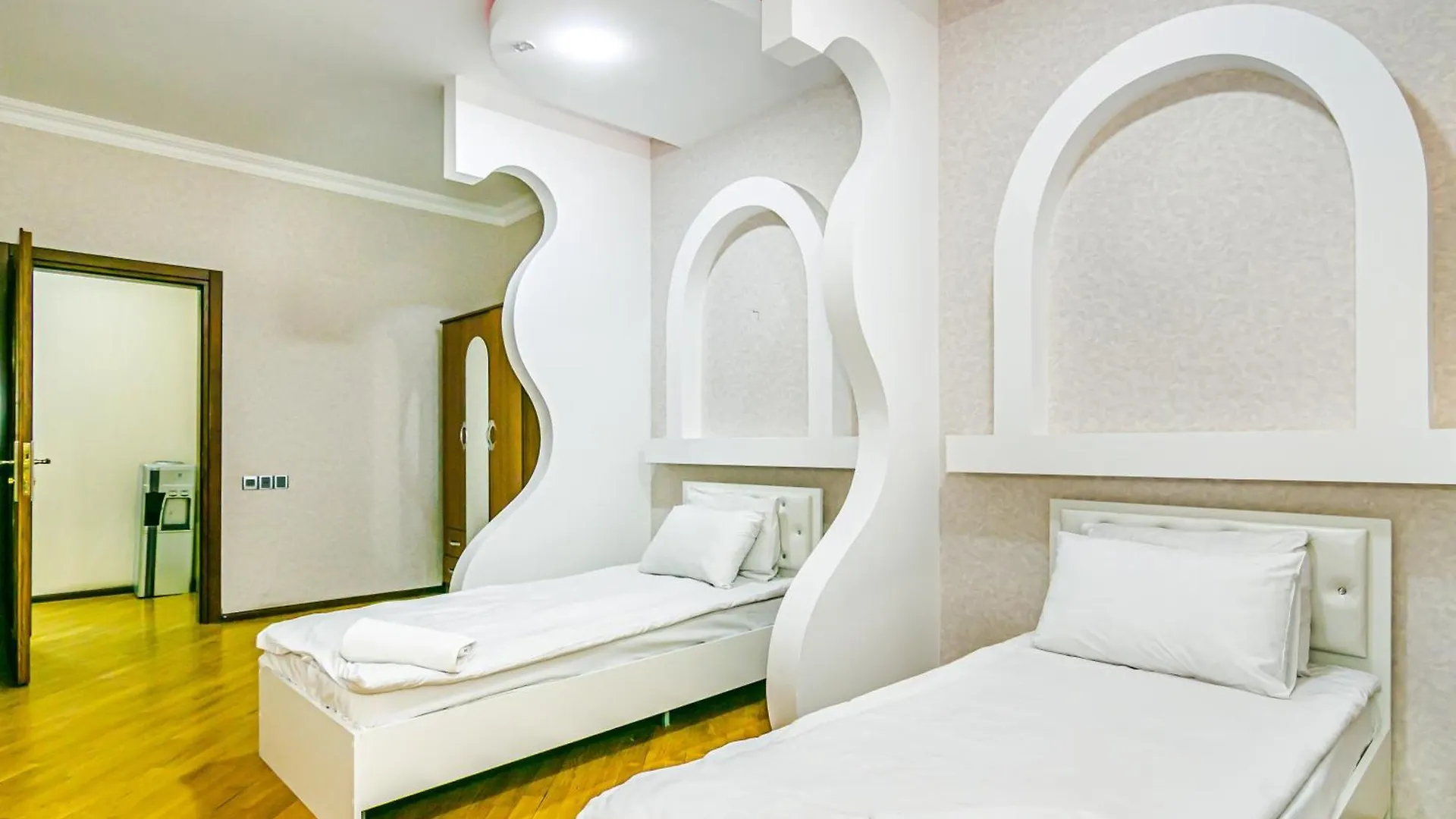 Prestige Apartment Near Vip Cresent Mall Baku