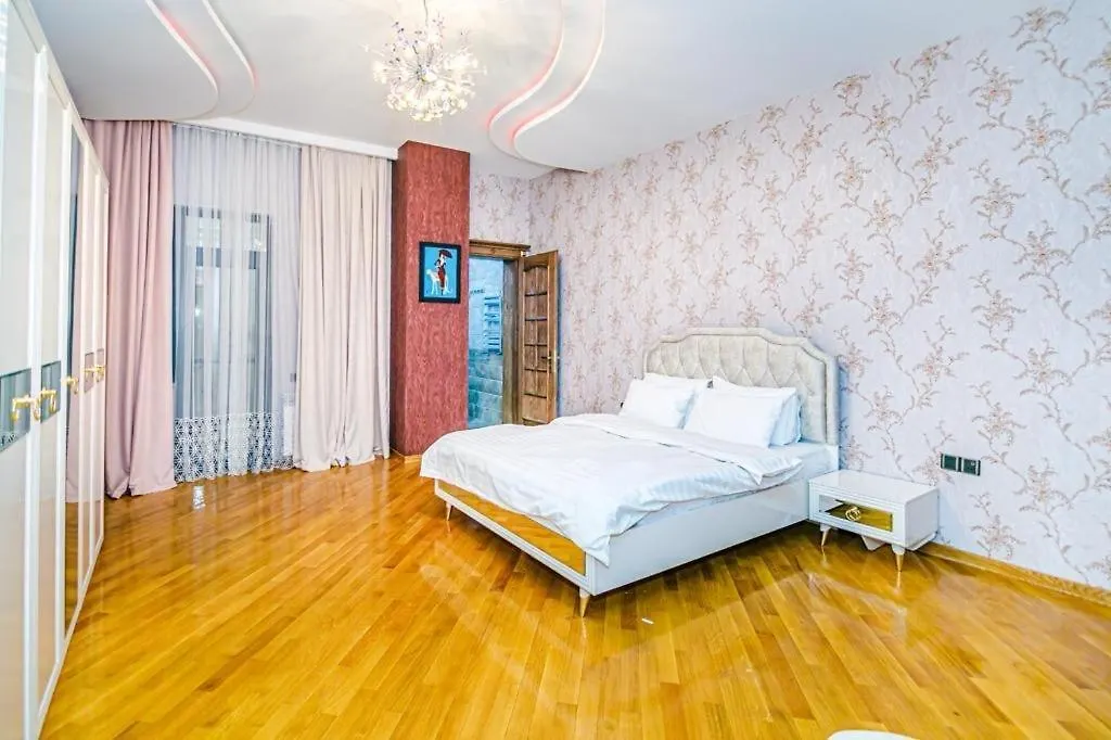 Prestige Apartment Near Vip Cresent Mall Baku 0*,
