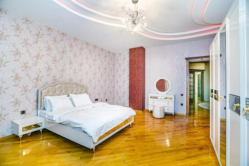 Prestige Apartment Near Vip Cresent Mall Baku