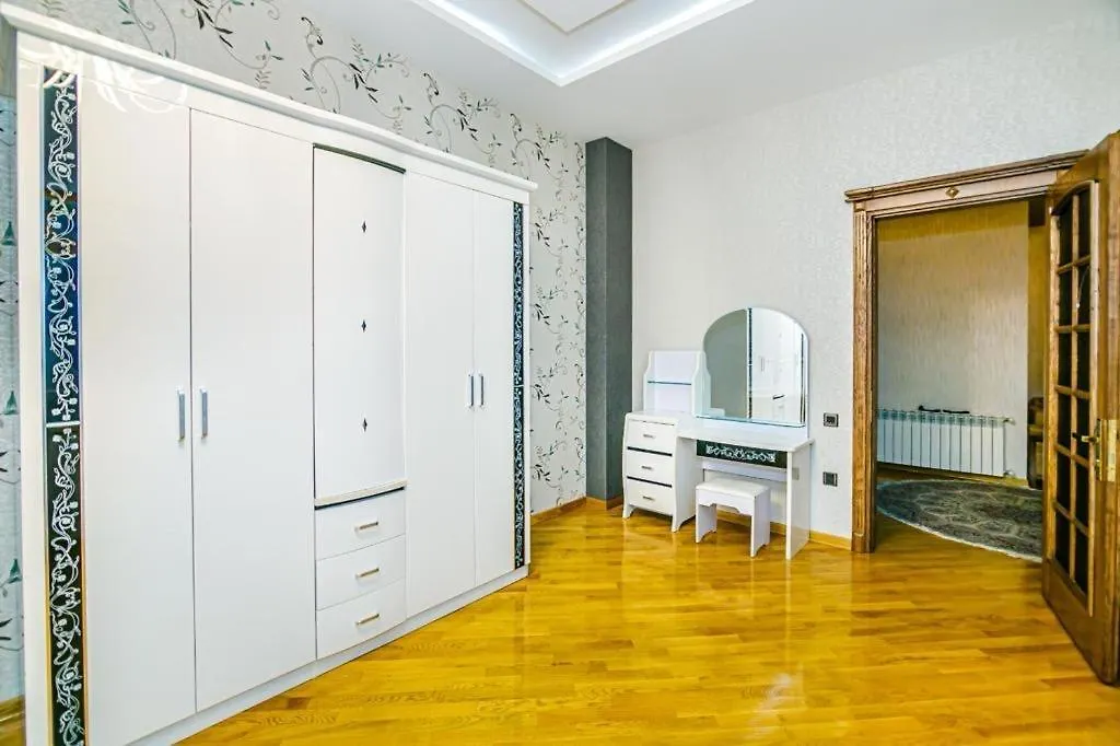 Prestige Apartment Near Vip Cresent Mall Baku Azerbaijan