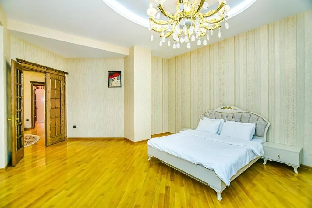 Prestige Apartment Near Vip Cresent Mall Baku