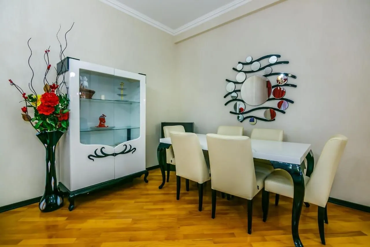 Prestige Apartment Near Vip Cresent Mall Baku Azerbaijan
